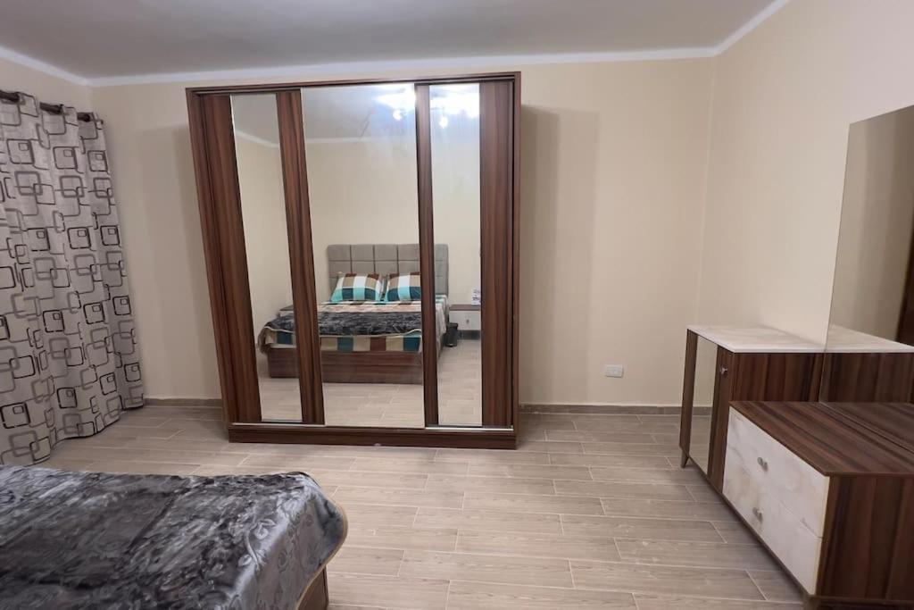 Apartment Modern And Cozy Cairo